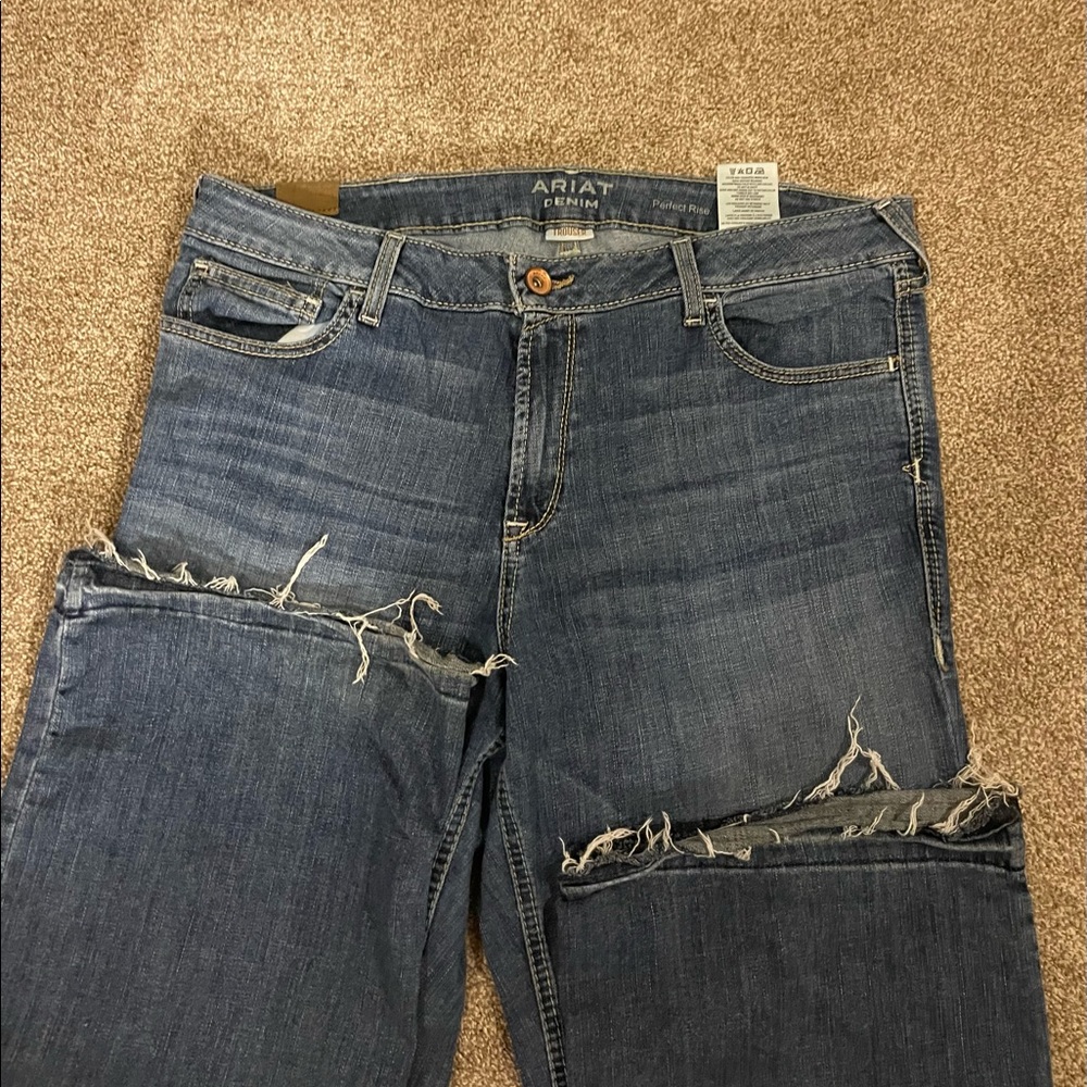 NWOT Ariat Womens Trouser Jeans sz 34R